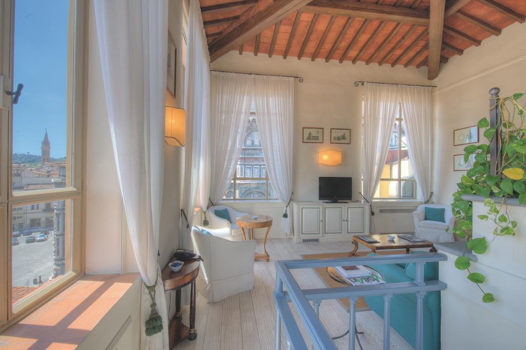 Palazzo Niccolini Al Duomo Residenza D'Epoca Ξενοδοχείο Φλωρεντία Δωμάτιο φωτογραφία